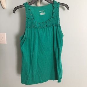 Green/blue top